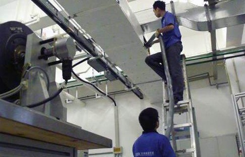 中央三级片中文字幕麻豆維修高空作業，麻豆女优在线视频工程師高標準效果快保障售後無憂